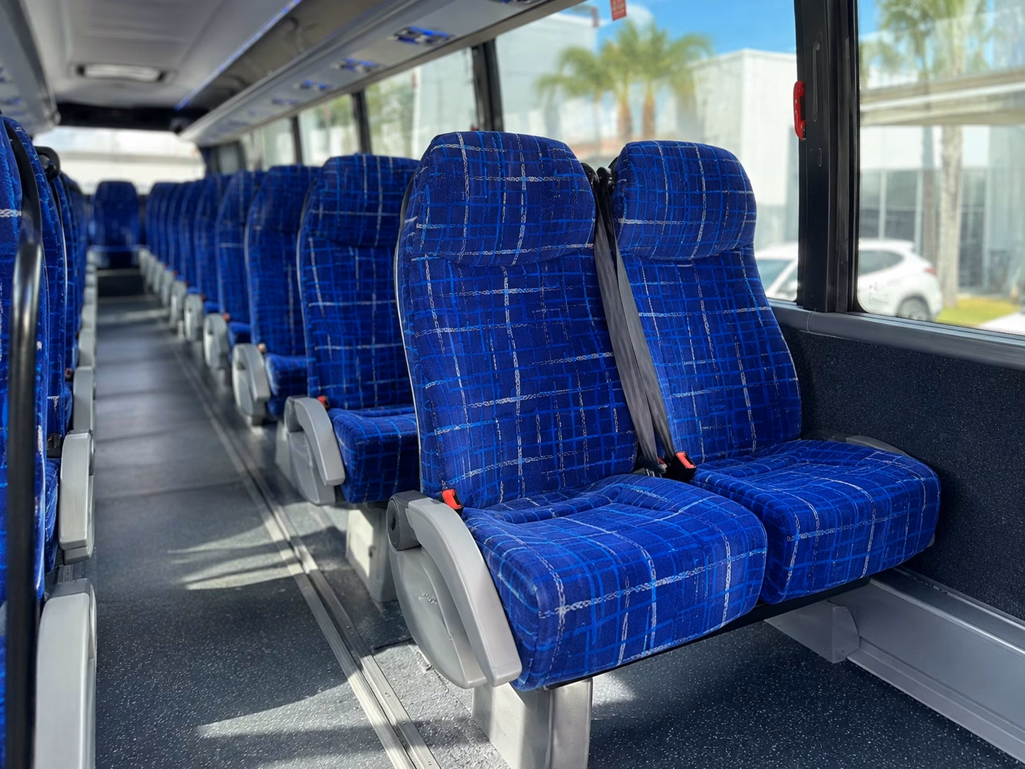 burbank charter buses