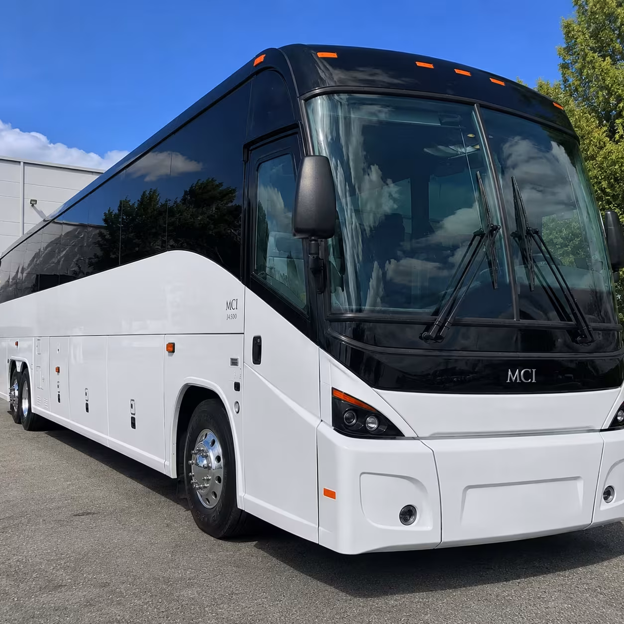 burbank commuter bus rentals for i 5 and sr 134 routes