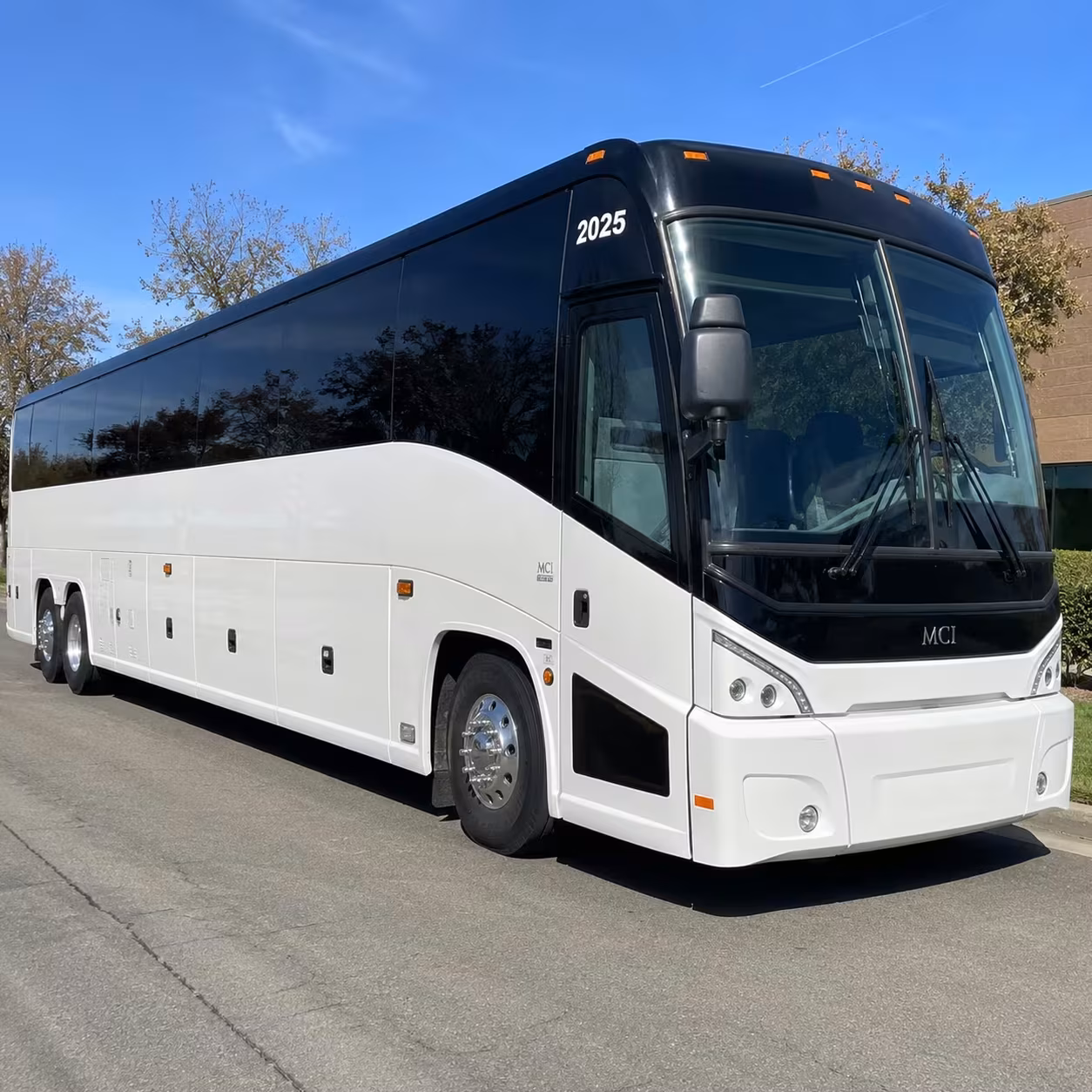 wedding shuttle buses in burbank and the san fernando valley